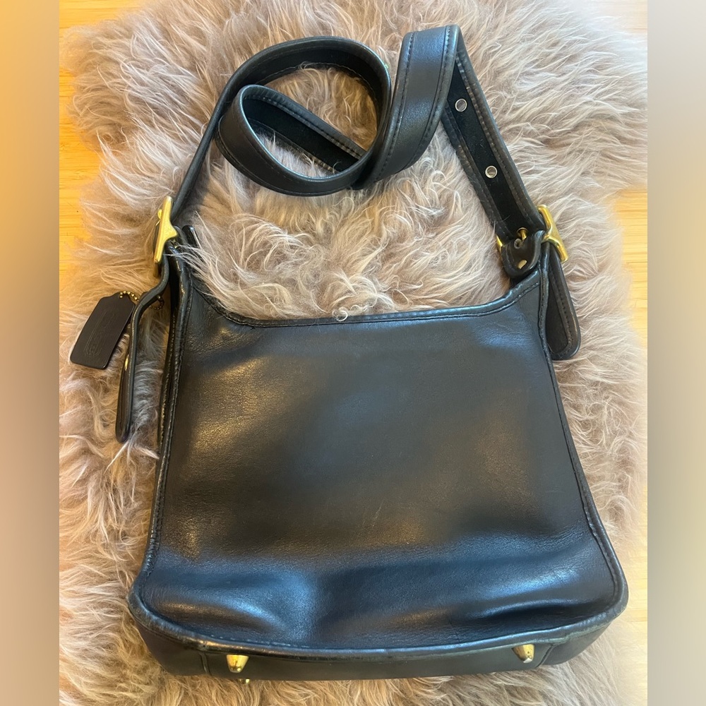 Authentic Vintage Coach Legacy Zip Crossbody Bag - Picture 2 of 9
